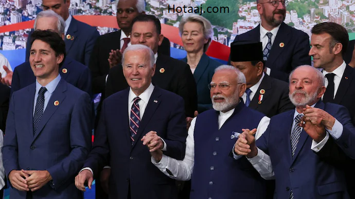 “Biden Front and Center in G20 Family Photo as Global Leaders Pose for Historic Snapshot”